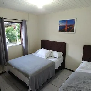 Casa Inteira I - 2 Quartos Pomerode